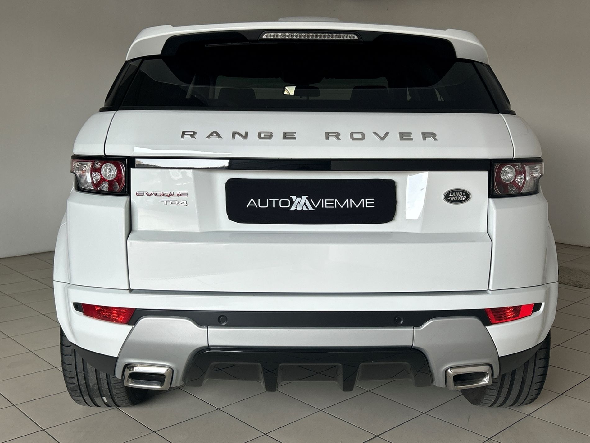 Land Rover Range Rover Evoque Dynamic 2.2 td4 SE 150cv automatico 9 rapporti - Autoviemme